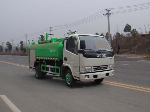 東風(fēng)小凱普特4噸消防灑水車(chē)